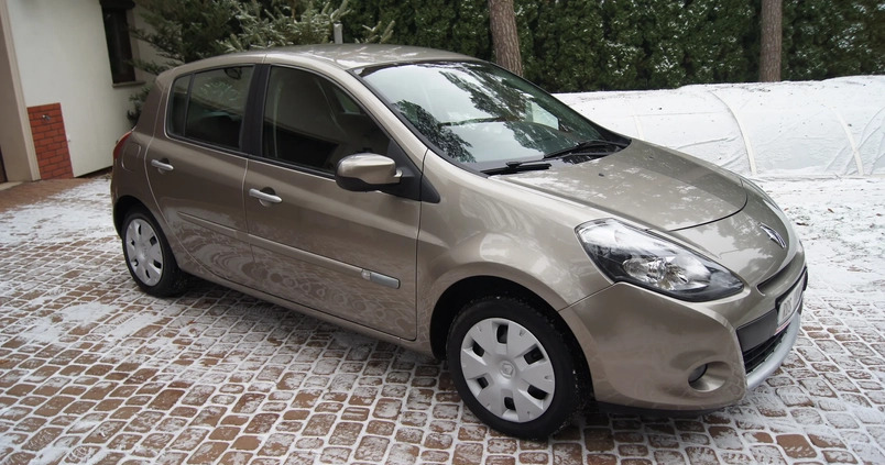 Renault Clio cena 16900 przebieg: 168000, rok produkcji 2009 z Lubań małe 277